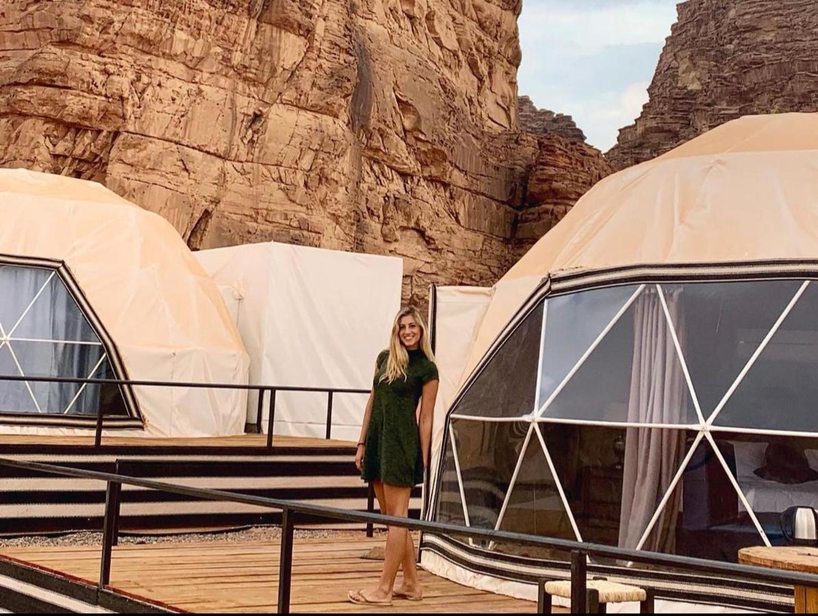 Sun Luxury Camp &Tour Apartment Wadi Rum Exterior photo